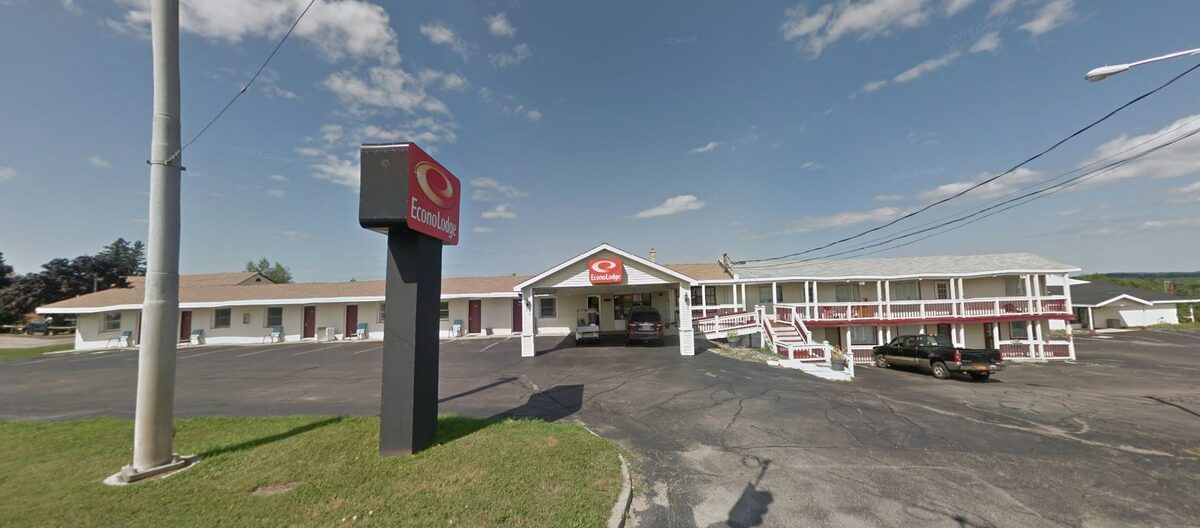 Econo Lodge, Malone NY