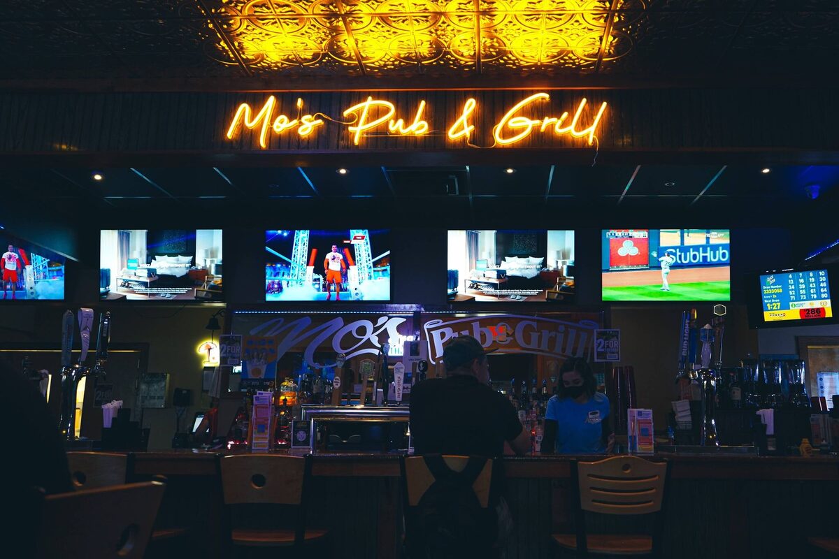 Moe's Pub & Grill, Malone NY